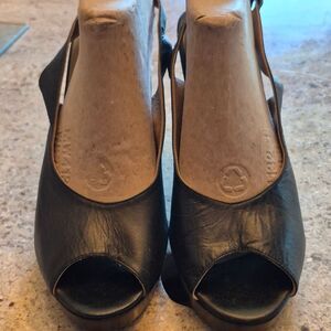 Adriana Caras Chic Black Peep-Toe Slingback Heels